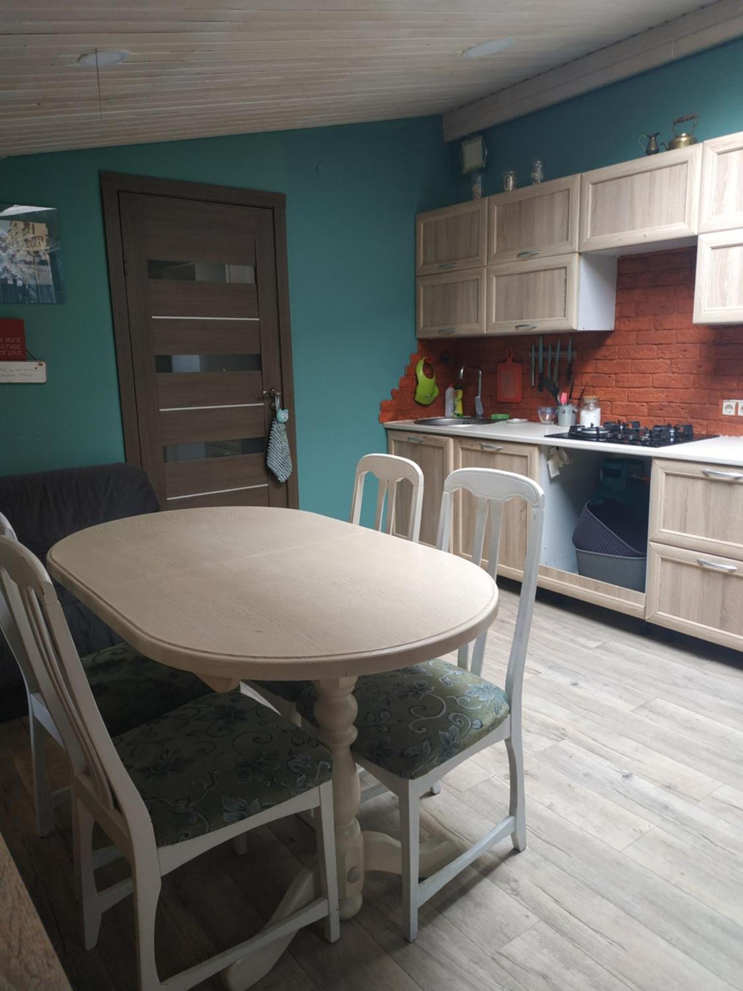 центр біля оперного театру однокімнатні з кухня-студія Apartment *